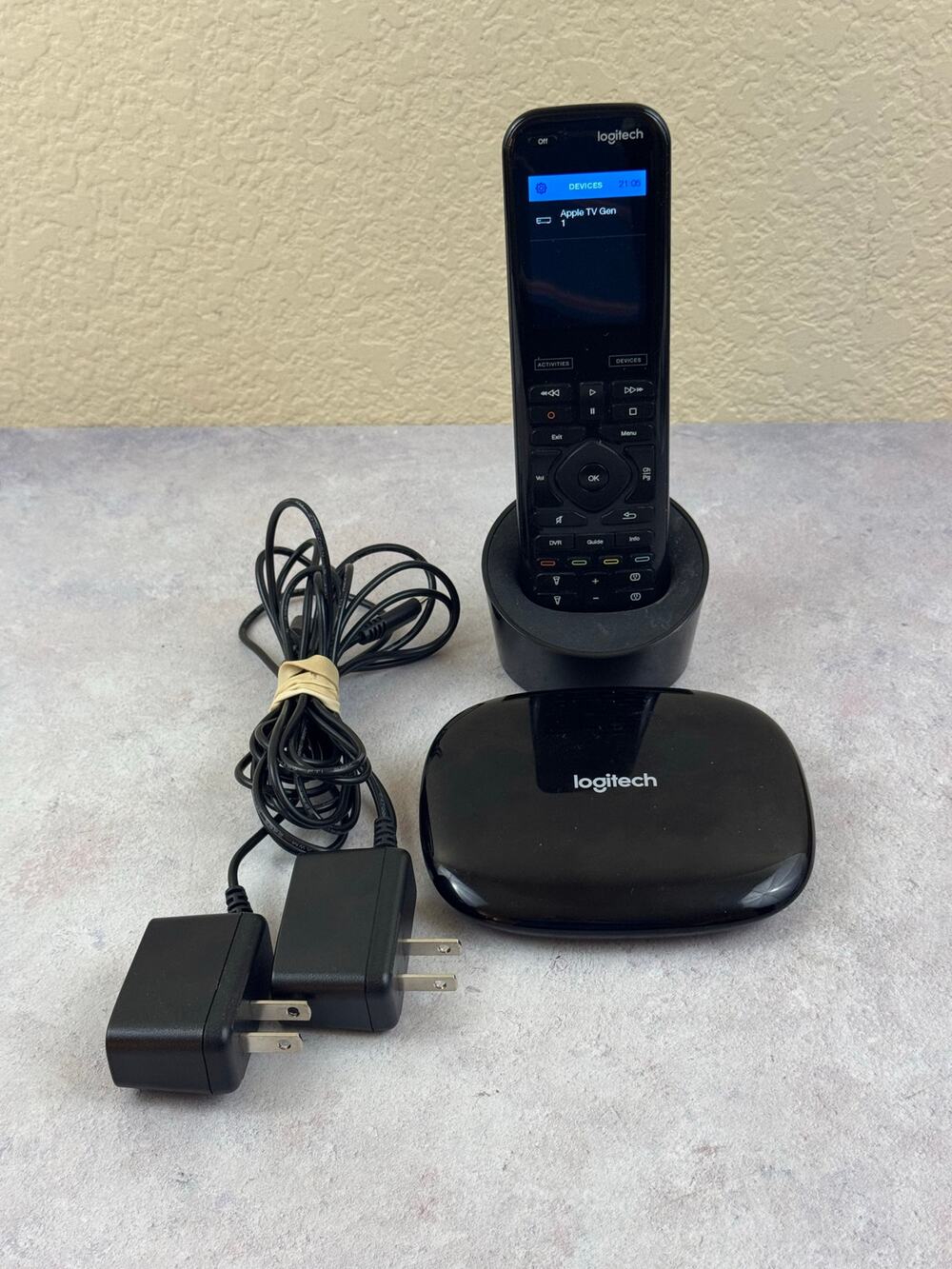 Logitech Harmony Elite Universal Remote Wireless Black with Hub & Charging Dock
